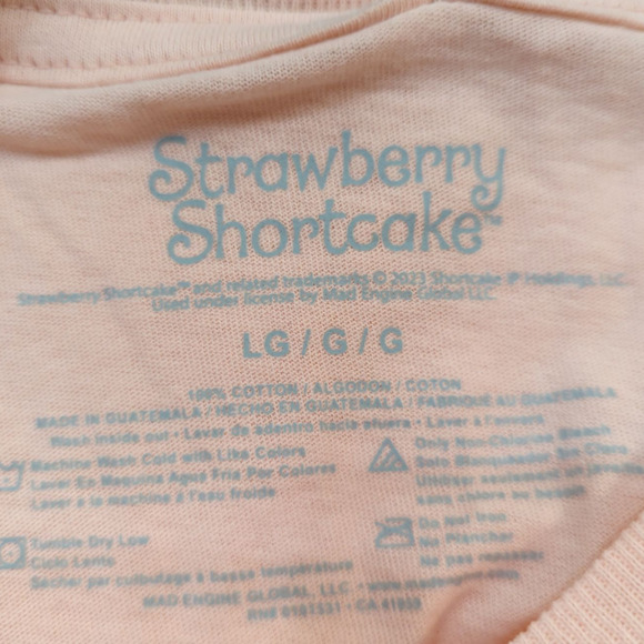 STRAWBERRY SHORTCAKE Pink Short Sleeve T-Shirt Size Large NEW 80s Retro - Picture 5 of 6